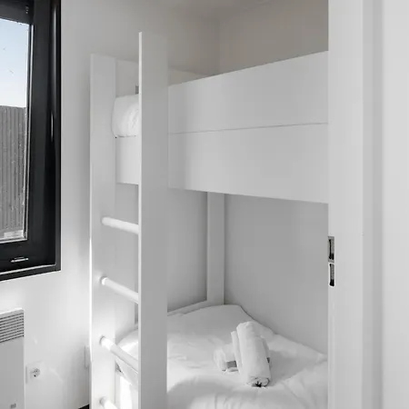 Luxurious In A Holiday Park Holiday home Zwartewaal